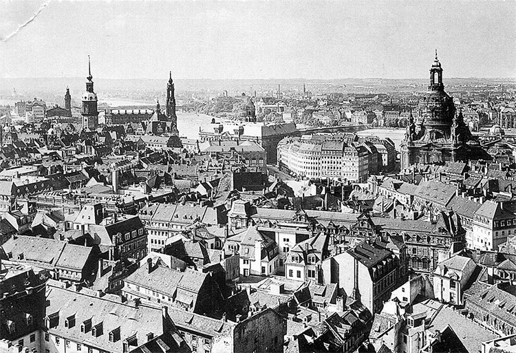 A view from the town hall over the Altstadt (old town), 1910