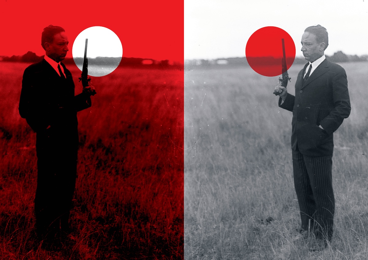 Former-president Baltasar Brum prepares to face minister of war Alberto Riverós, 1924. On the signal,  he chose to shoot at the ground while Riverós fired into the air. Archivo Fotografico de El Pais, Montevideo.