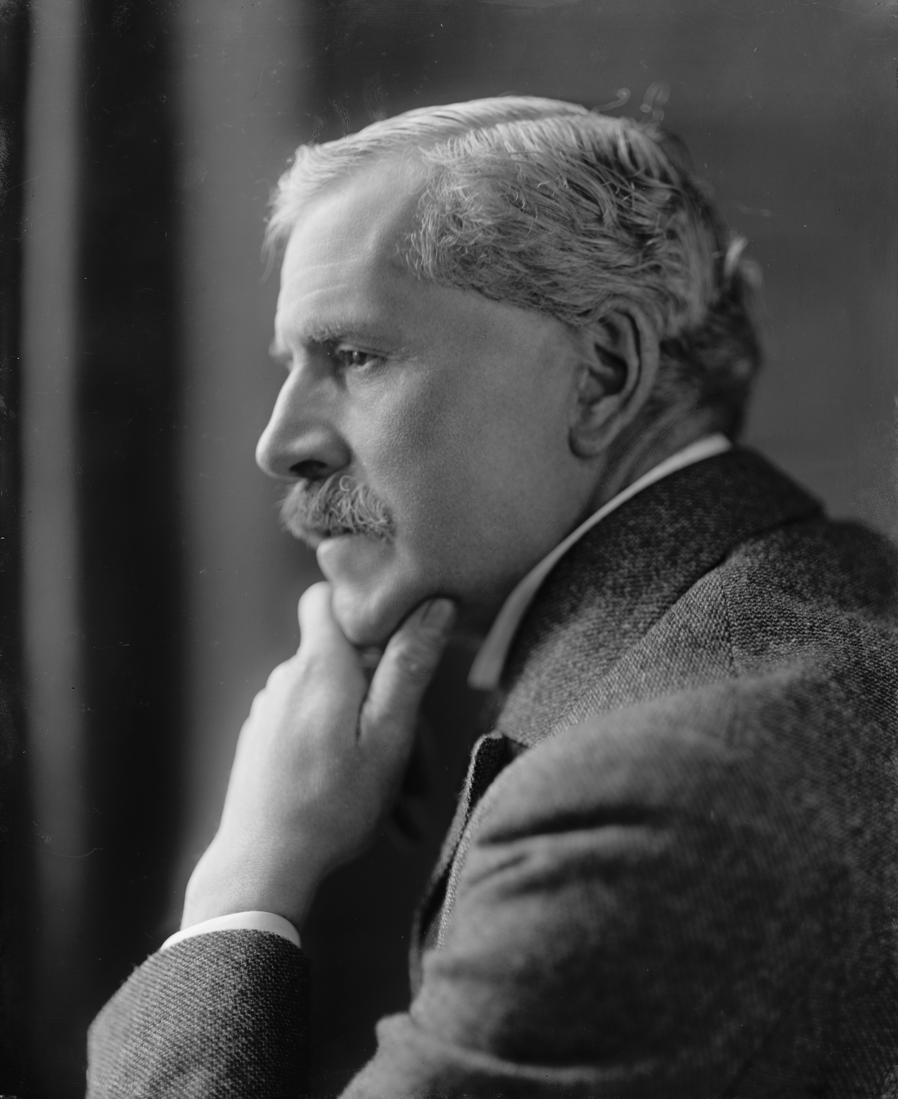 Ramsay MacDonald, by Harris & Ewing. Library of Congress. Public Domain.