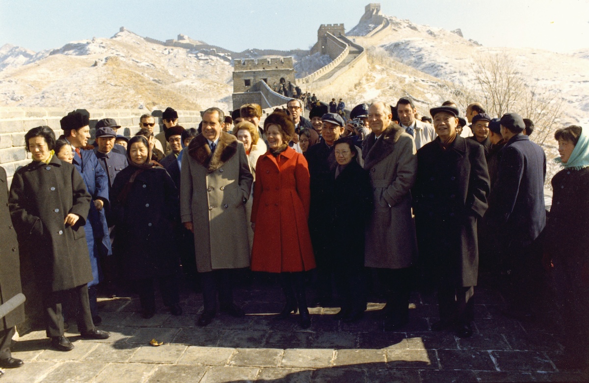 President Richard Nixon and first lady Pat Nixon on the Ba Da Ling portion of the Great Wall of China, 24 February 1972. US National Archives. Public Domain.