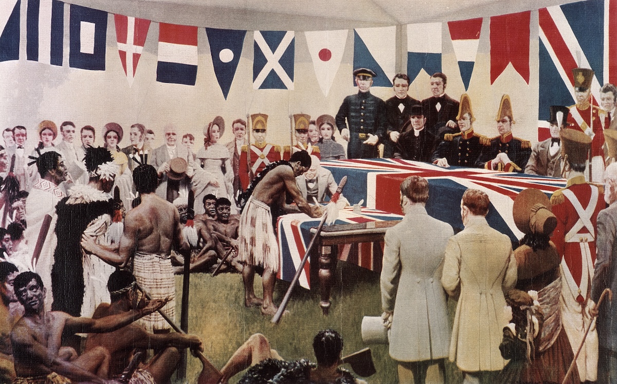 A later depiction of the signing of the Treaty of Waitangi, lithograph from a painting by Marcus King, 1939. Archives New Zealand (CC BY 2.0).