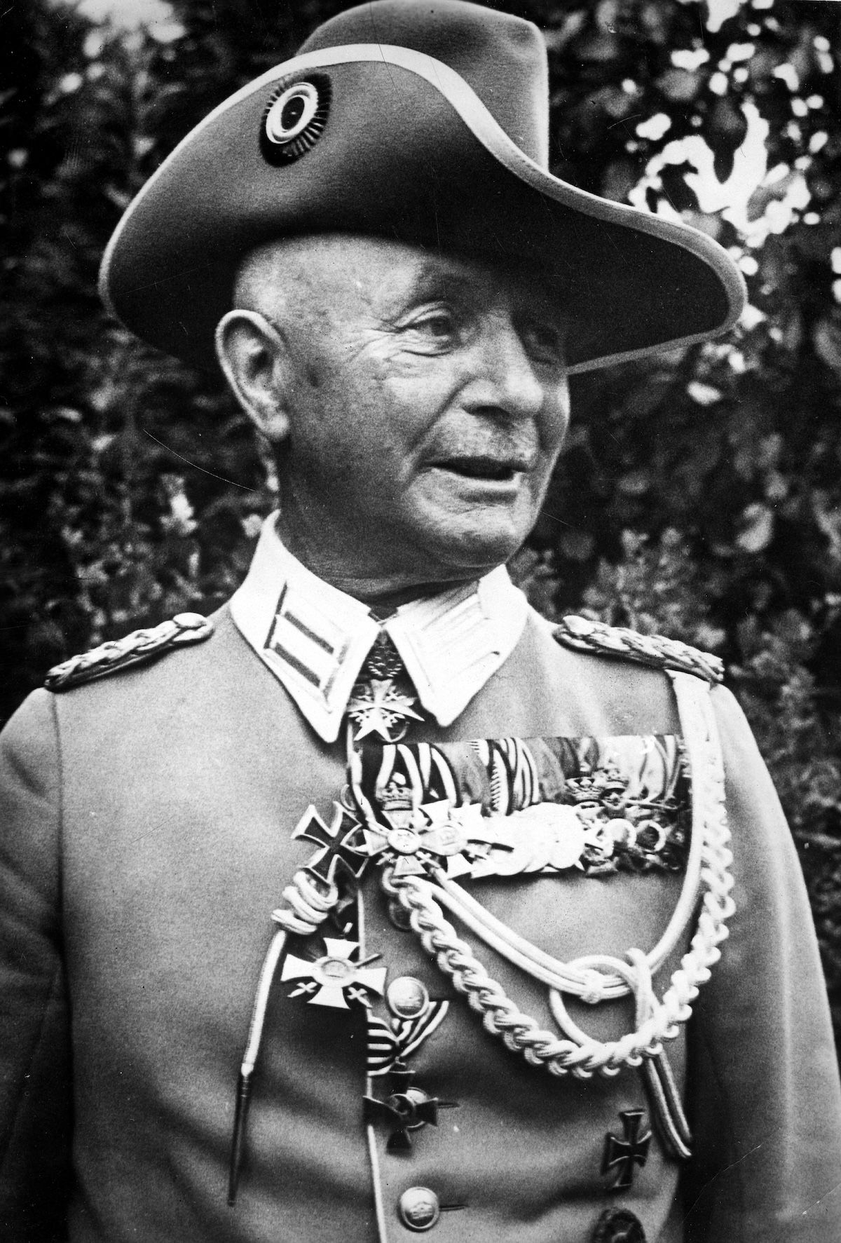 Paul von Lettow-Vorbeck, during the Second World War. Narodowe Archiwum Cyfrowe. Public Domain.