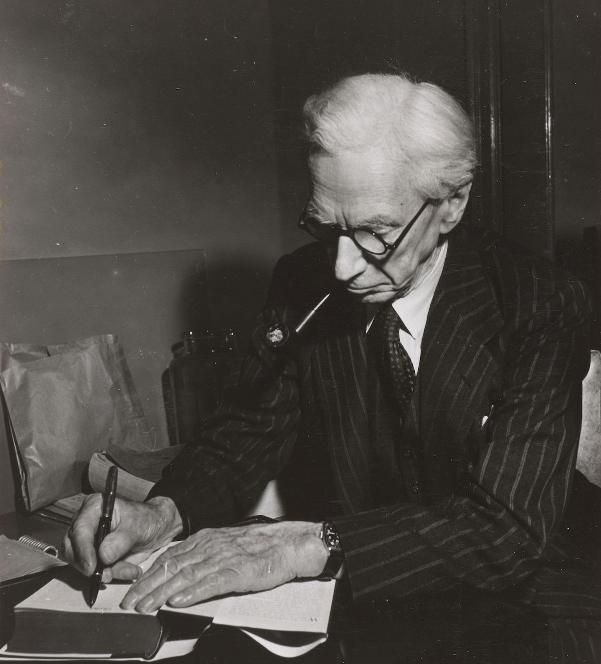 Bertrand Russell at press conference in New York, 1950. Rijksmuseum. Public Domain.