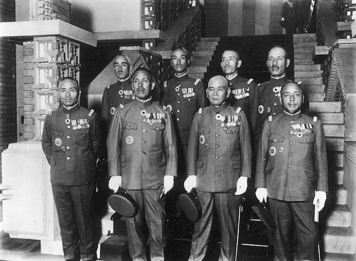 Japanese generals prior to an audience with the emperor, c. 1931. Narodowe Archiwum Cyfrowe. Public Domain.